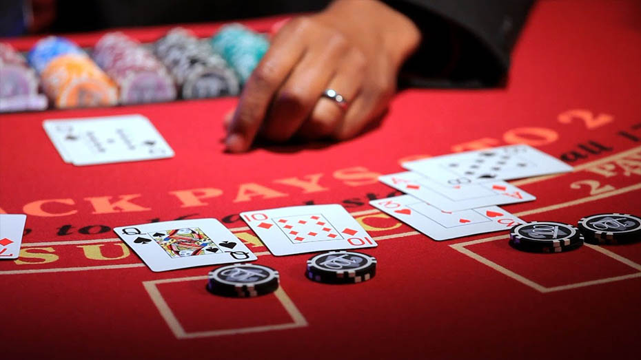 odds and bust potential for blackjack